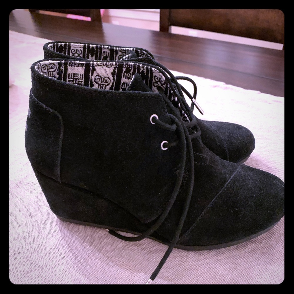 Toms Desert Wedge Bootie